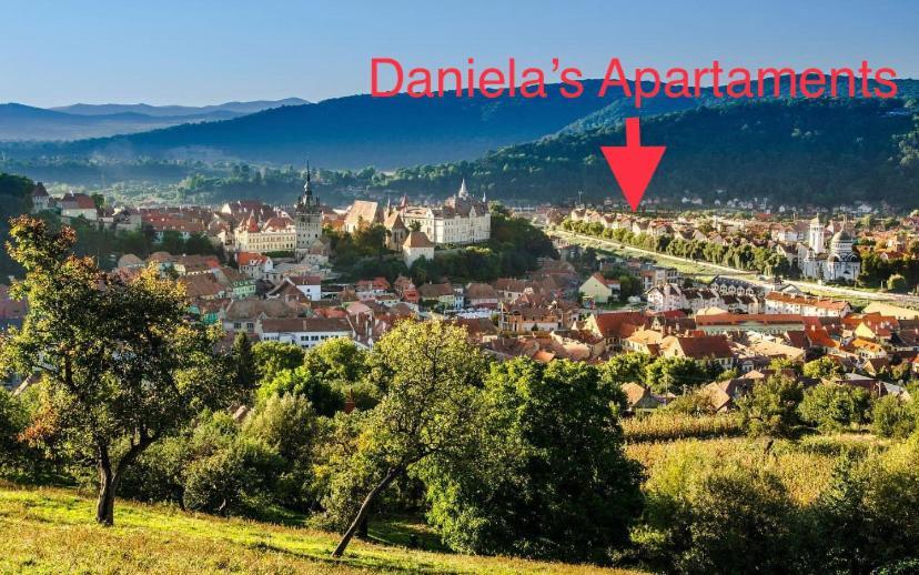Daniela'S Apartaments Sighişoara Exterior foto